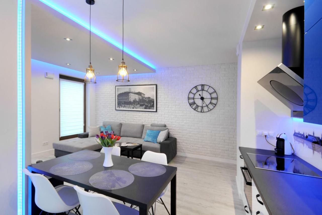 Bulwary Wislane P&O Serviced Apartments With Ac Warsaw Exterior photo